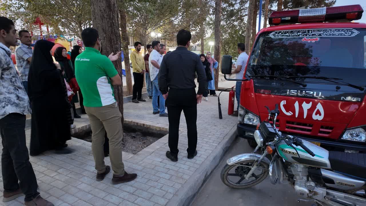 برگزاری مانور عملیاتی ایمنی و پیشگیری از حوادث در مرکز آموزش علمی‌کاربردی شهرک صنعتی جهان‌آباد میبد